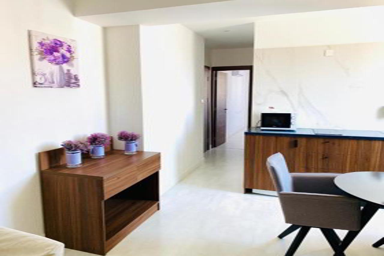 Eleonora Hotel Apartments ลาร์นาคา ภายนอก รูปภาพ
