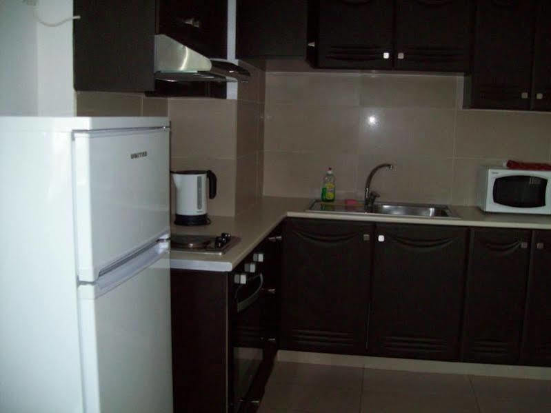 Eleonora Hotel Apartments ลาร์นาคา ภายนอก รูปภาพ